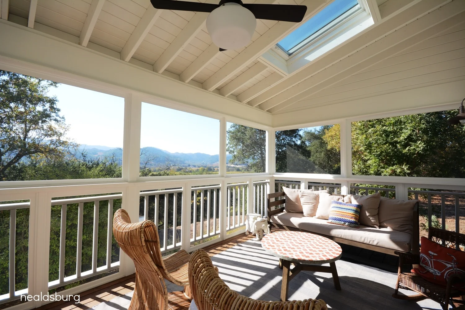 porch14 .jpg