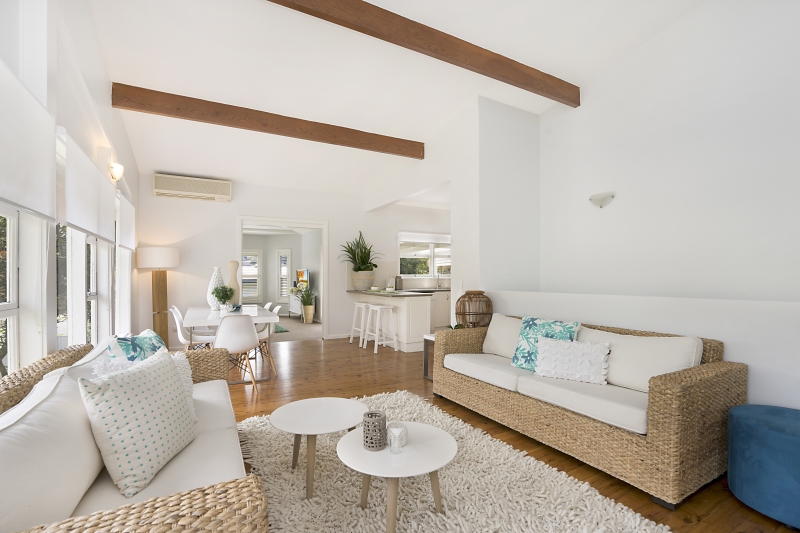 Living room 1.jpg