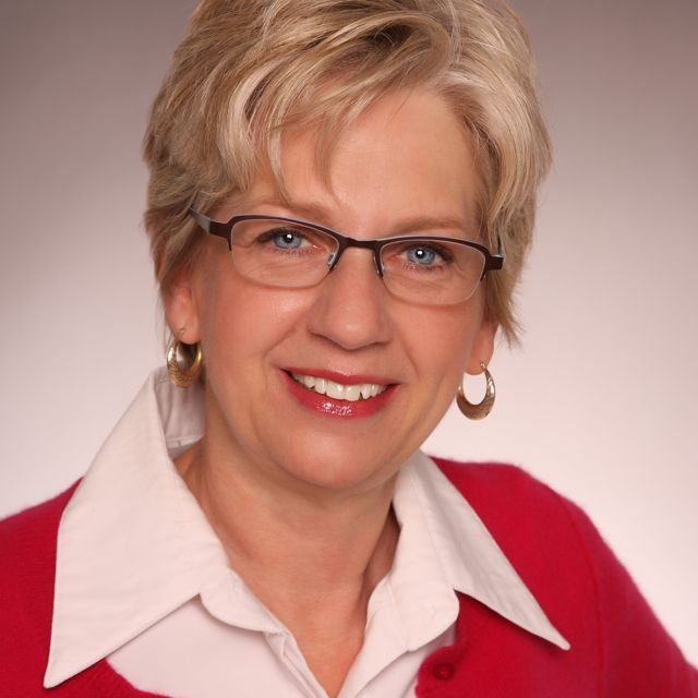 Women in Leadership Award — Leadership Snohomish County