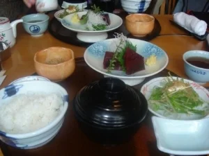 Kujira Sashimi