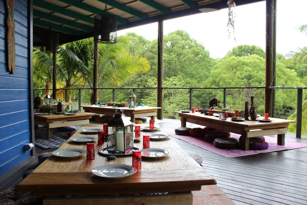 paradise one dinner set.jpg