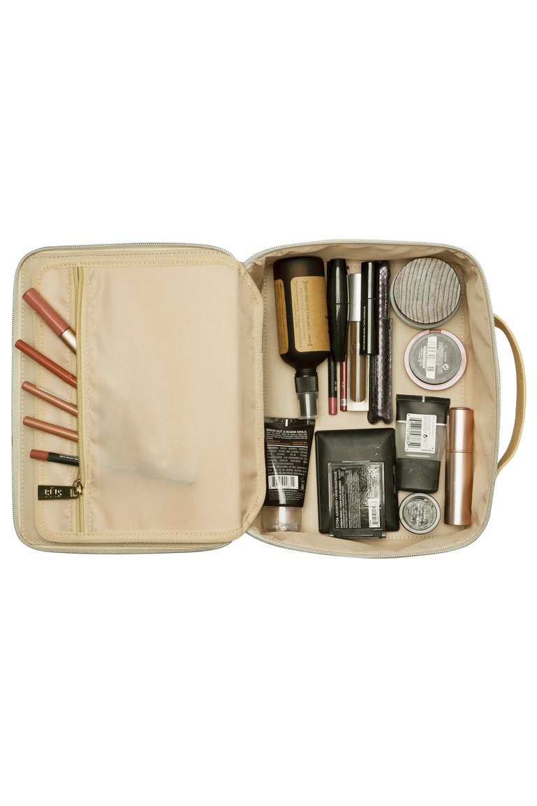 Beis Cosmetics Case