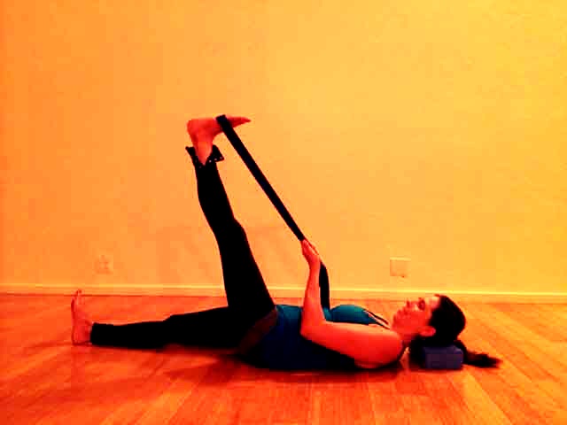 Supta padangusthasana with a strap AND opposite hamstrings on the ground - the best variation yet!