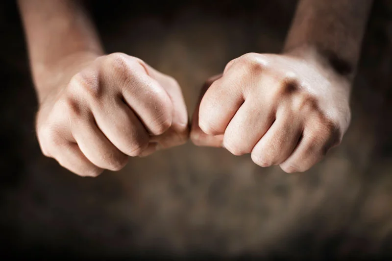 knuckles.jpg