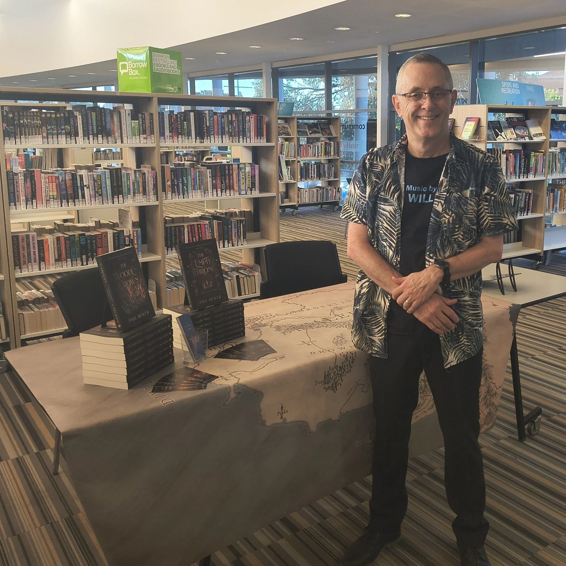 The public launch of The Blackwater Chronicles went really well. With this being my first public event, I was quite nervous at the start, but soon settled down after a few questions from the host. I'm pretty sure I didn't embarrass myself 😆

The Q &