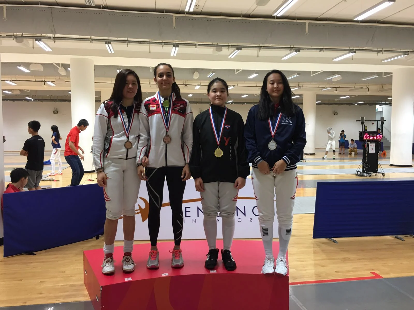 Gold and Bronze in National Junior and Senior Fencing Championship 2016