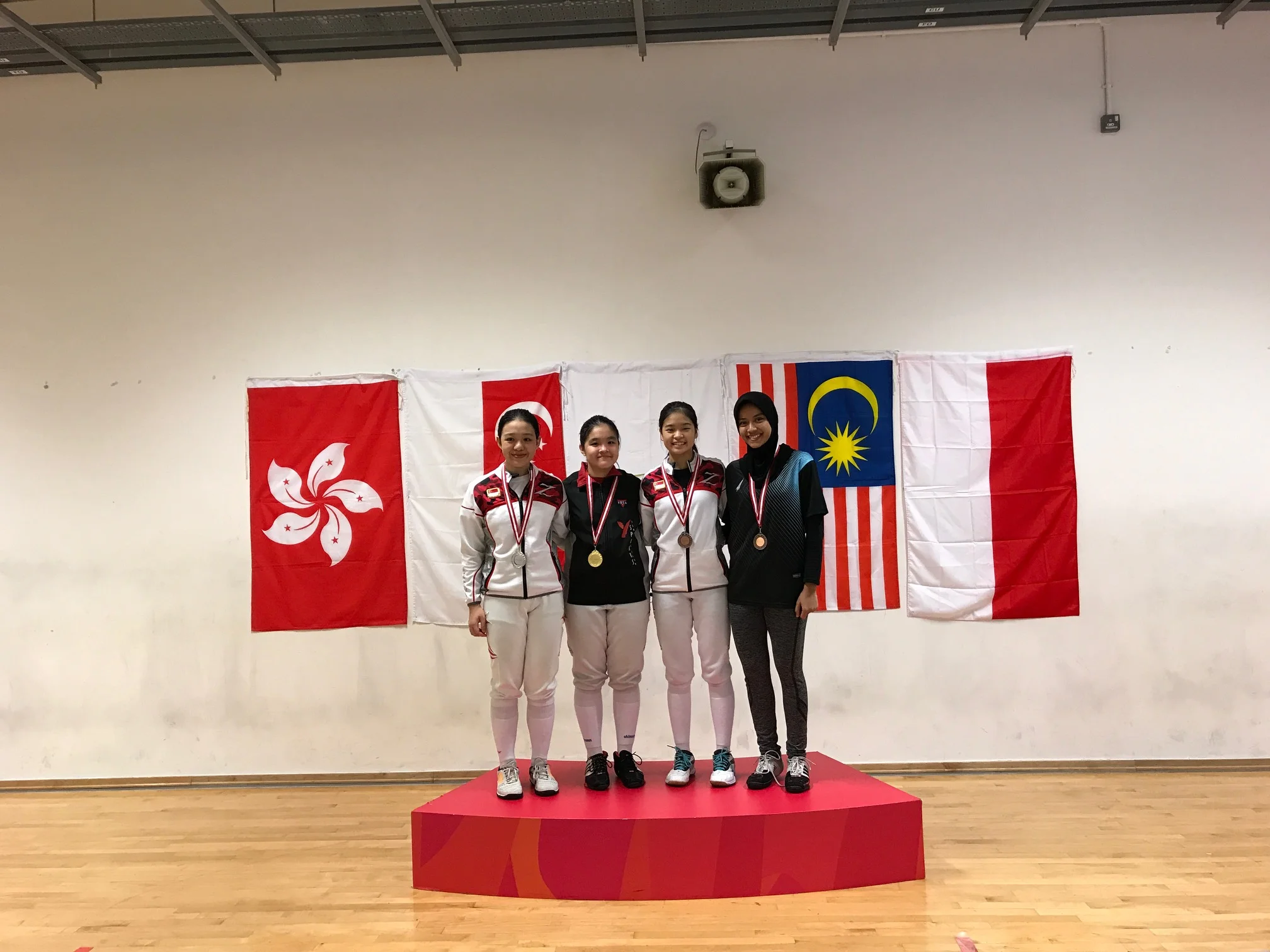 Gold and Bronze in 2nd Singapore Junior Fencing Championships 2017