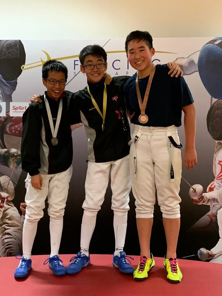 Gold, Silver and Bronze in Novices Fencing Championships 2020