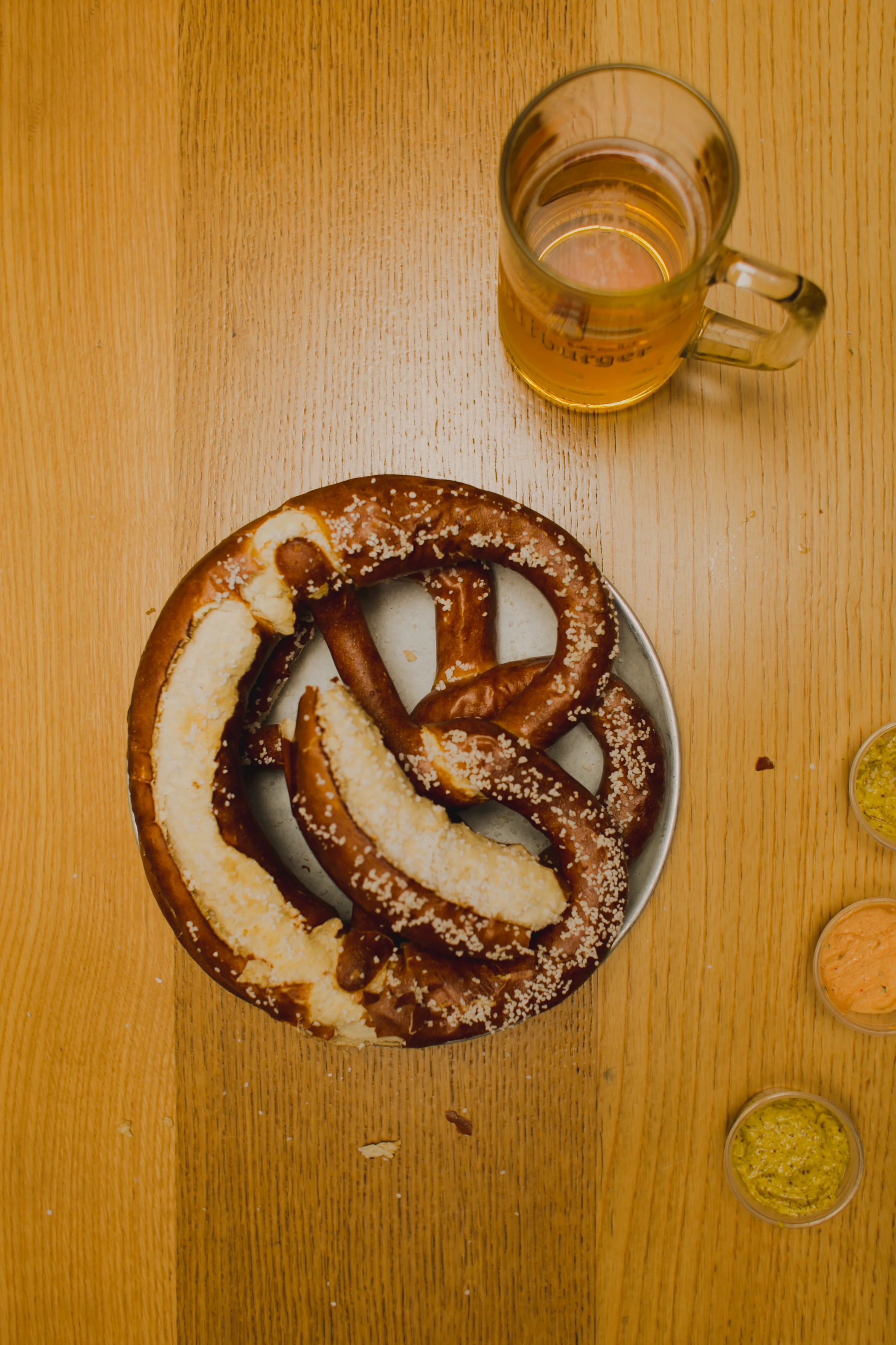 Yummmm, home made pretzels and beer!