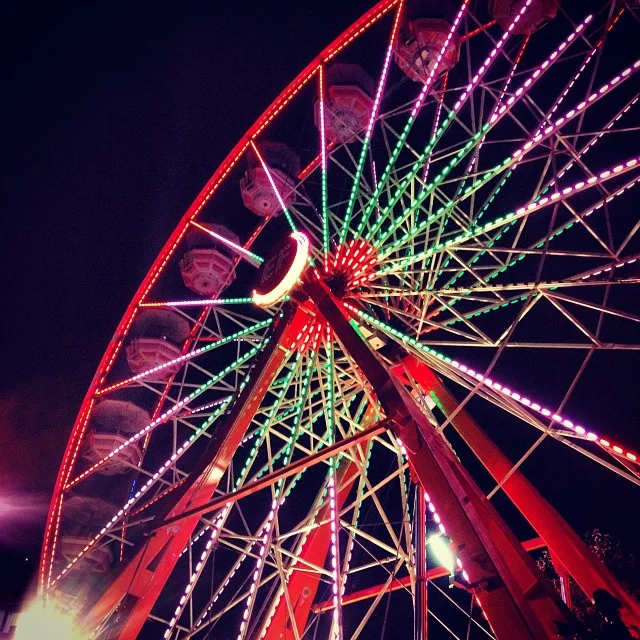 ferriswheel1.jpg