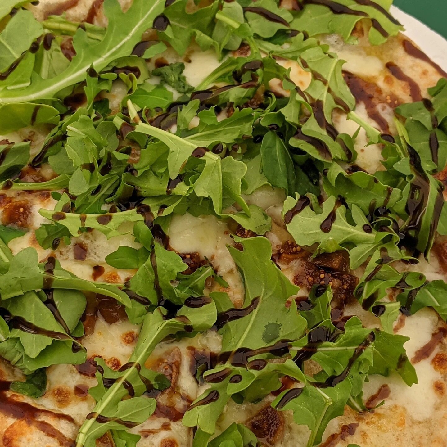 Fig and Rocket

Savory and sweet is the magic

#weddingpizza #centralpacaterer