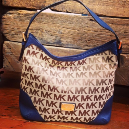redhandbag.jpg