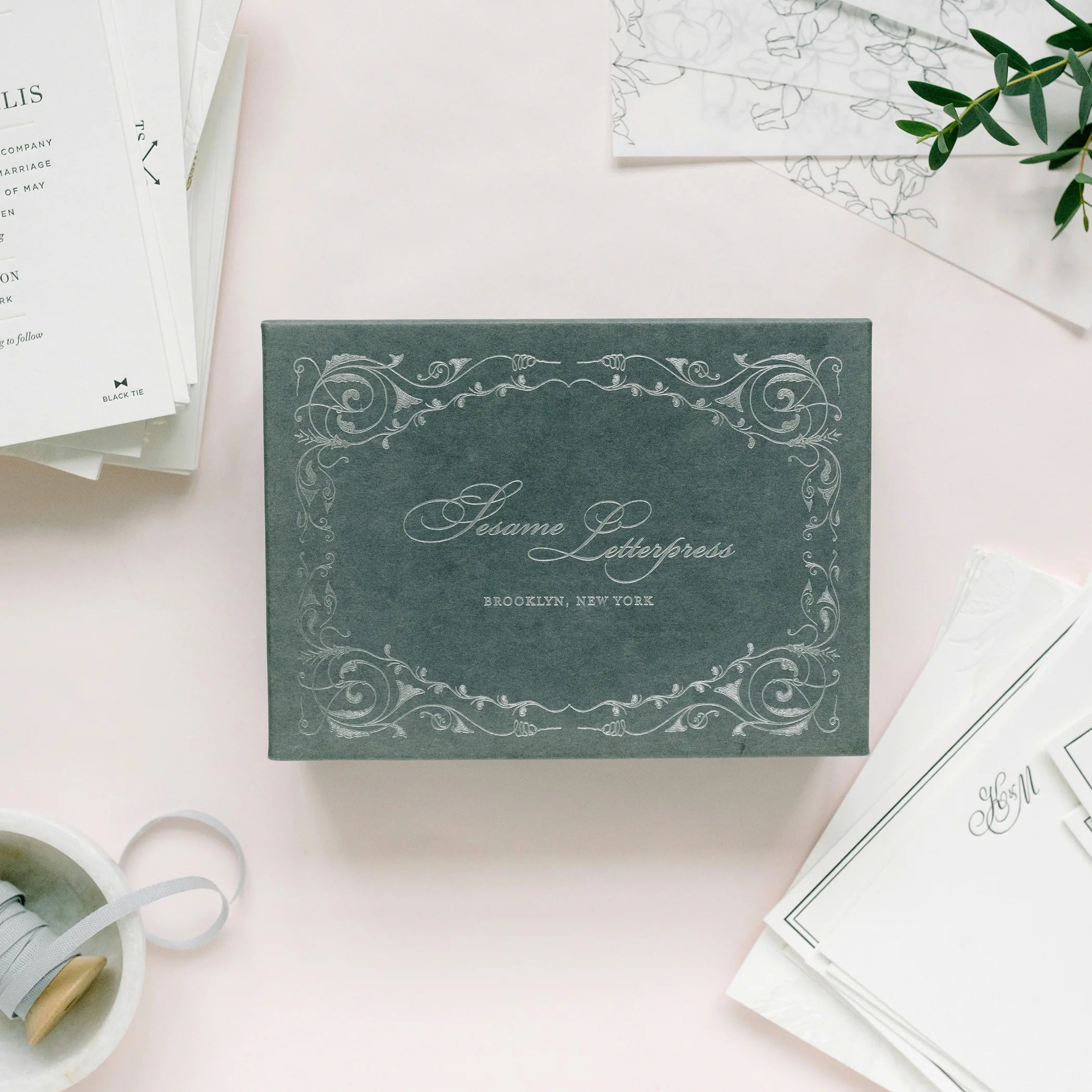 Sesame_Foil_NoteCard_Box.jpg