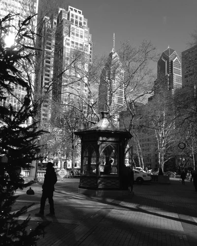 12.12.16 > Strolls > Photo > Philadelphia, PA > NOT AVAILABLE FOR PURCHASE
