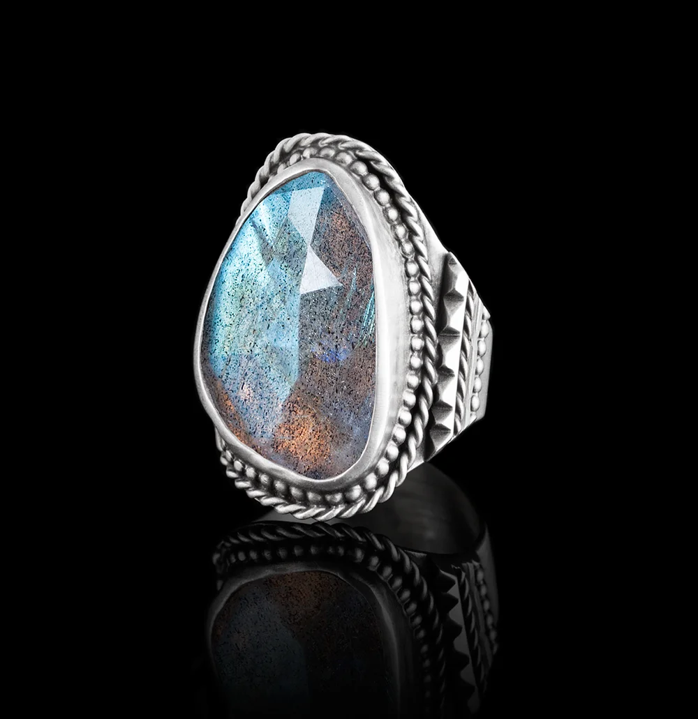 SW21- Labradorite Ring (large)
