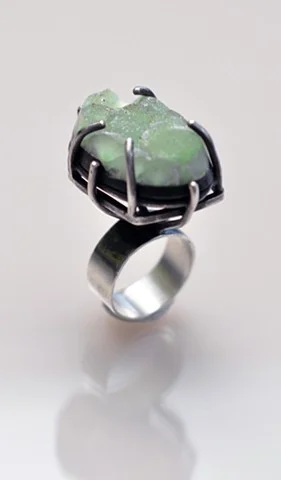 Green smithsonite Ring