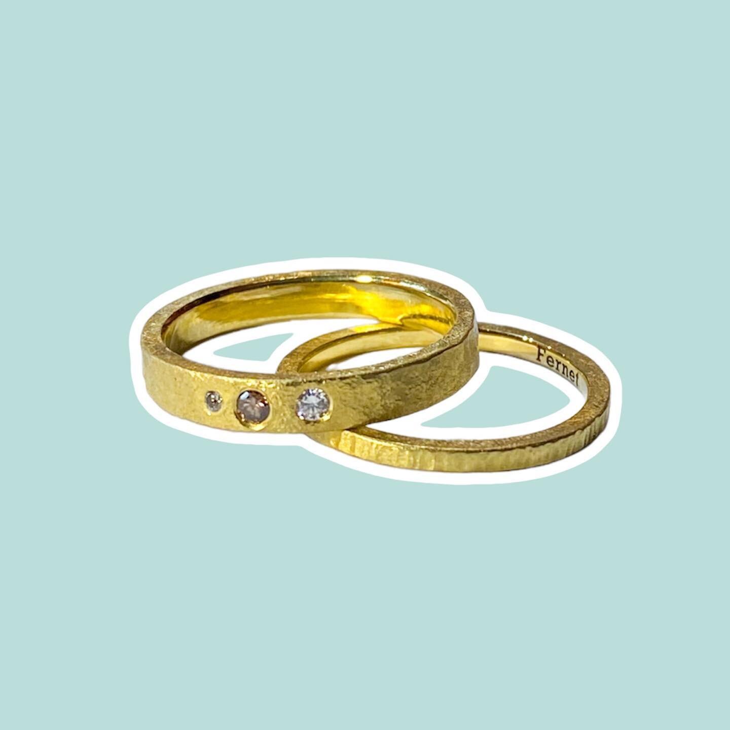 Stackable 18k gold bands with a sweet birthday message!
.
.
.
#bowmarket #handmade #diamonds #engraving #saltandpepper #champangediamonds #gold #texture #weddingband #loveislove #weddingday #weddinginspiration #birthday #boston #somerville #unionsqua