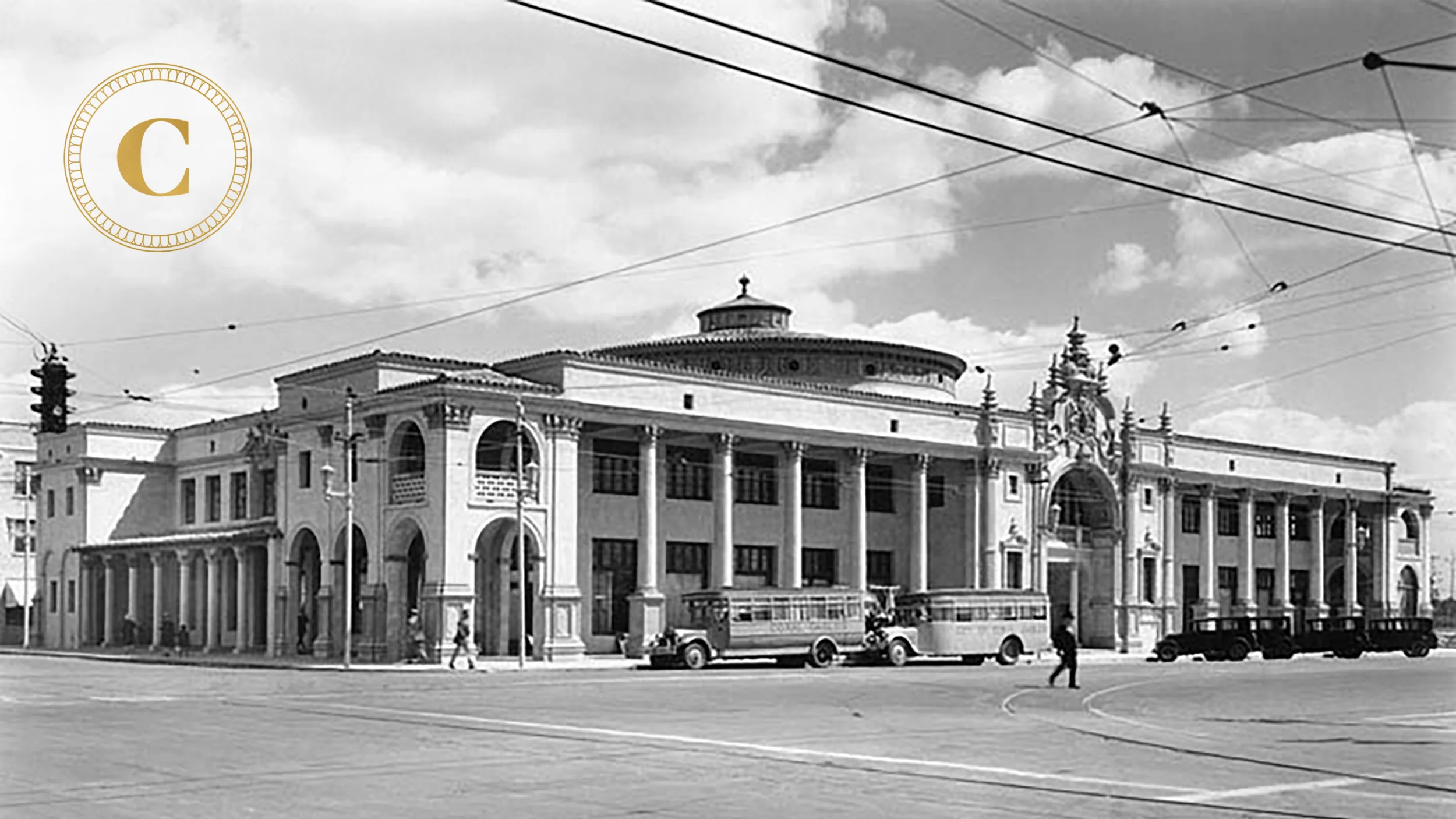 4_BW_VintageExterior.jpg