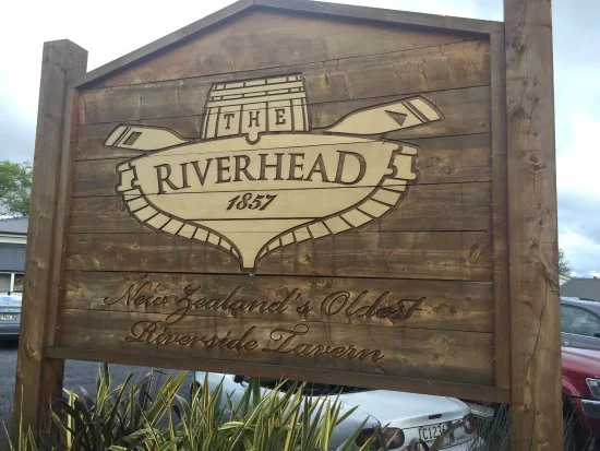 Sunday session at The Riverhead Tavern