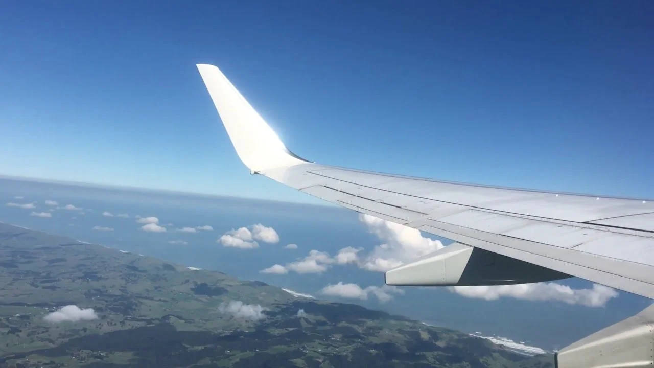 Lunchtime show at Auckland Airport