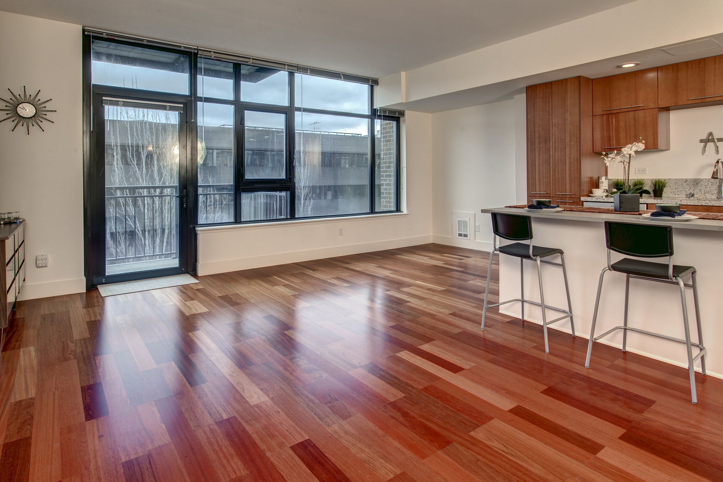 That space over there is itching for a 6 person dining room table. 
