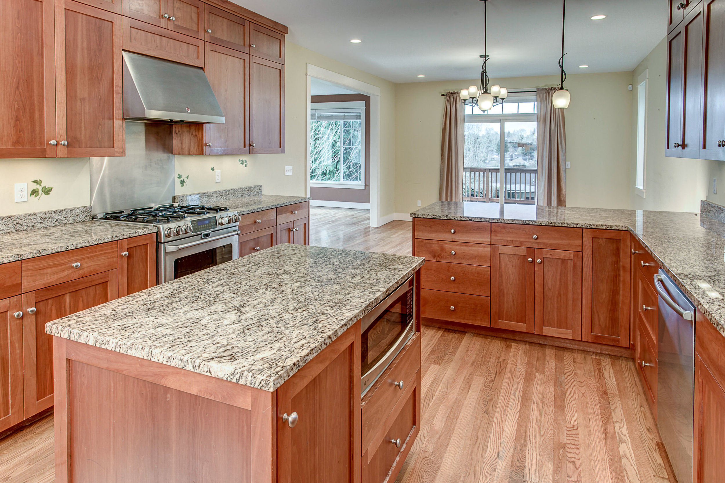 09-Kitchen03.jpg