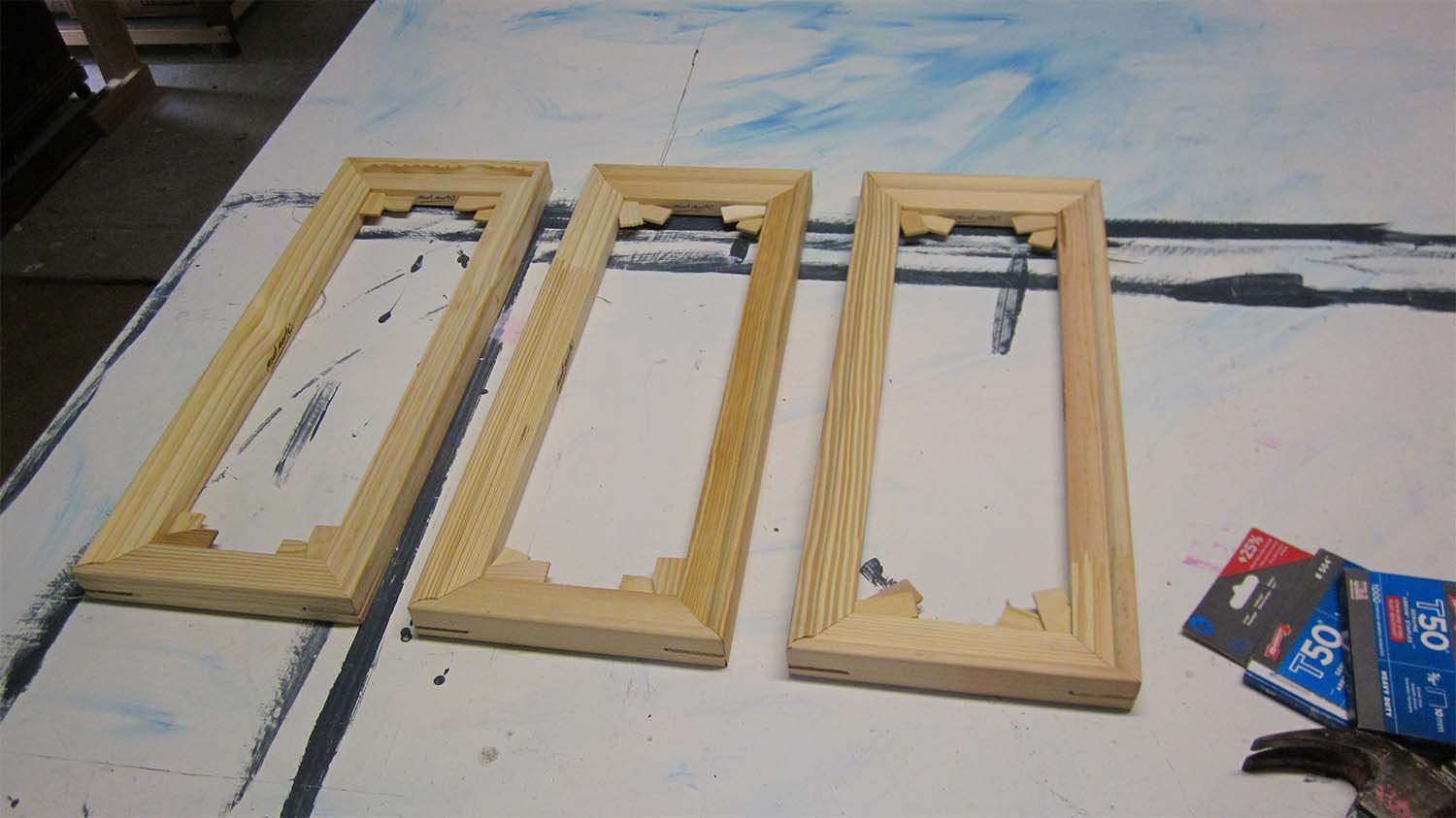 Stretcher bars for triptytch