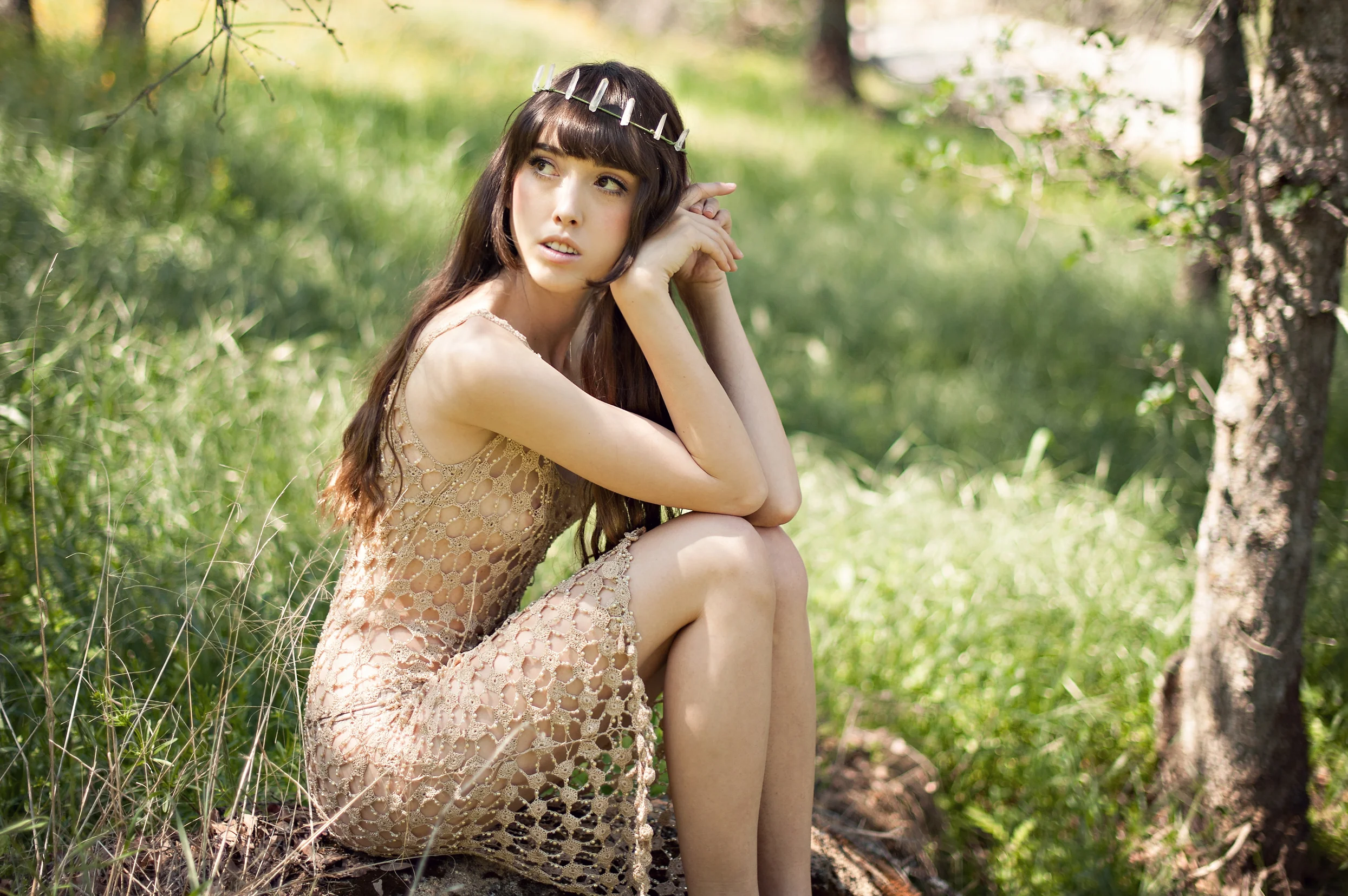 Purchase Arwen crown here ! Shot by renowned photographer Sylvia Gunde Model // Zoe Flood Shot in Sequoia & Kings Canyon National Park, CA, USA Photo © Creature of Habit