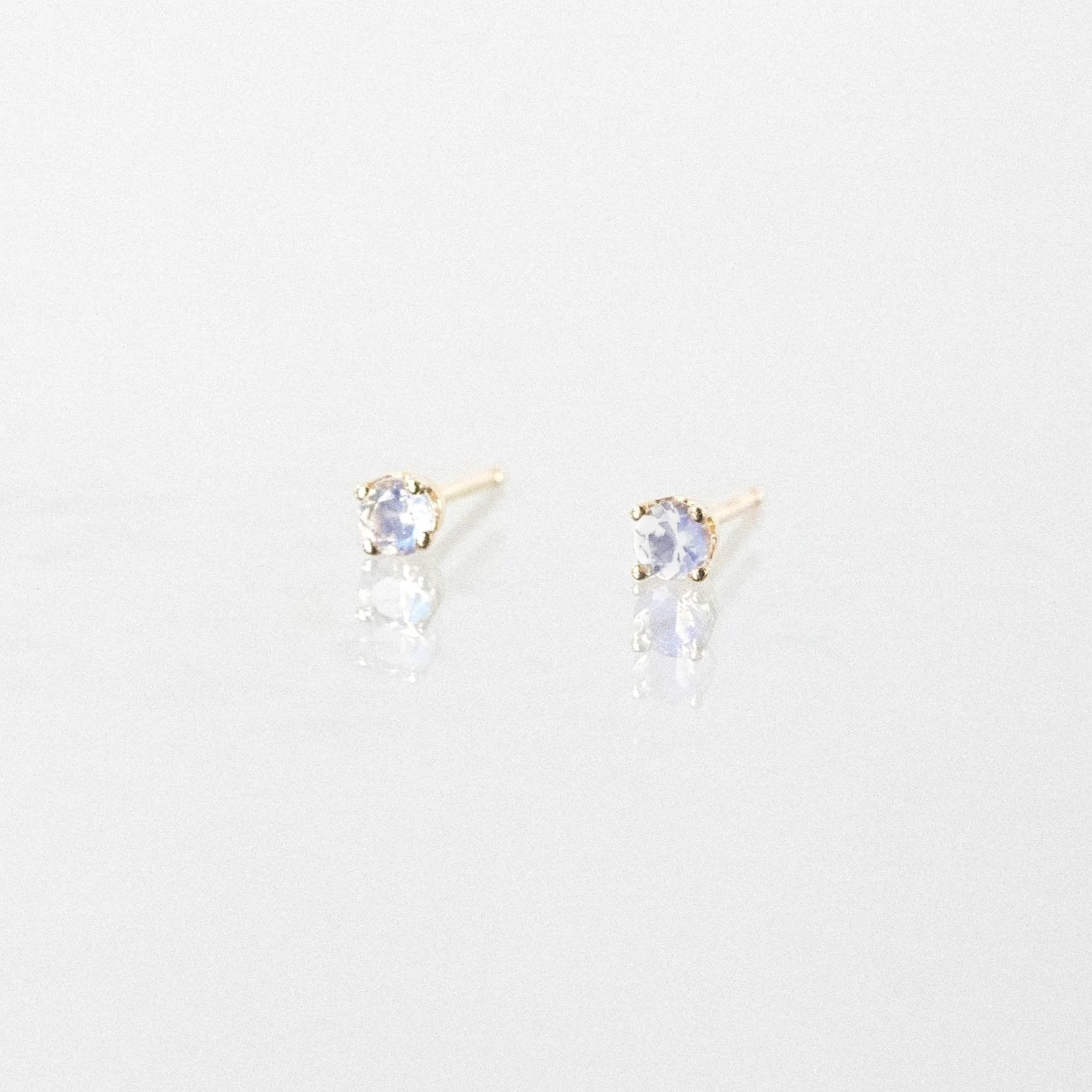 3mm_Moonstone_Earrings_300_1.jpg