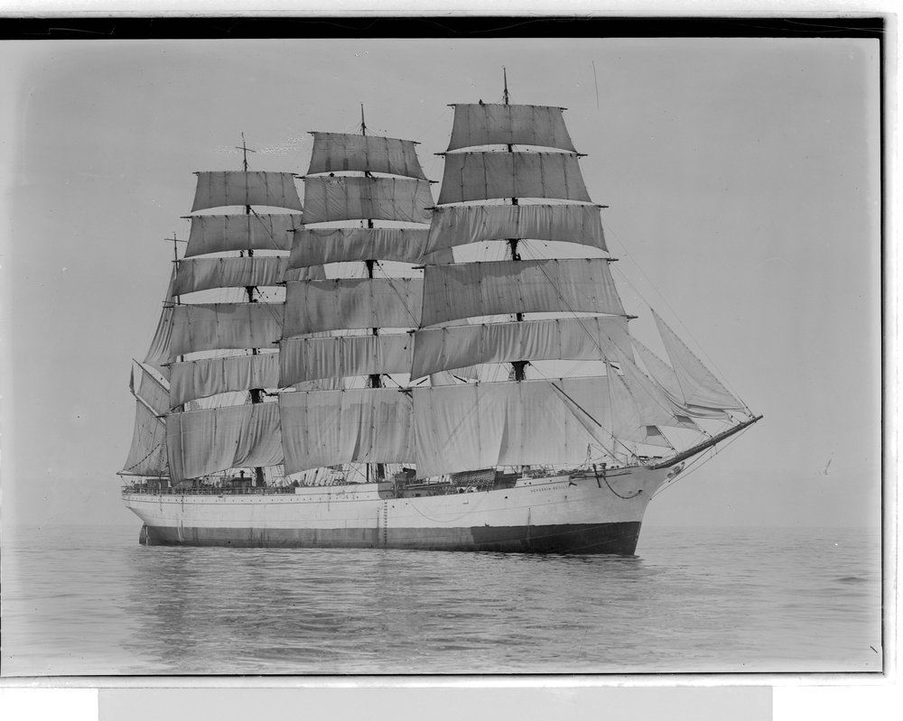 The Herzogin Cecilie . Allan Green photographer c.a. 1900. Photo courtesy of the State Library of Victoria.