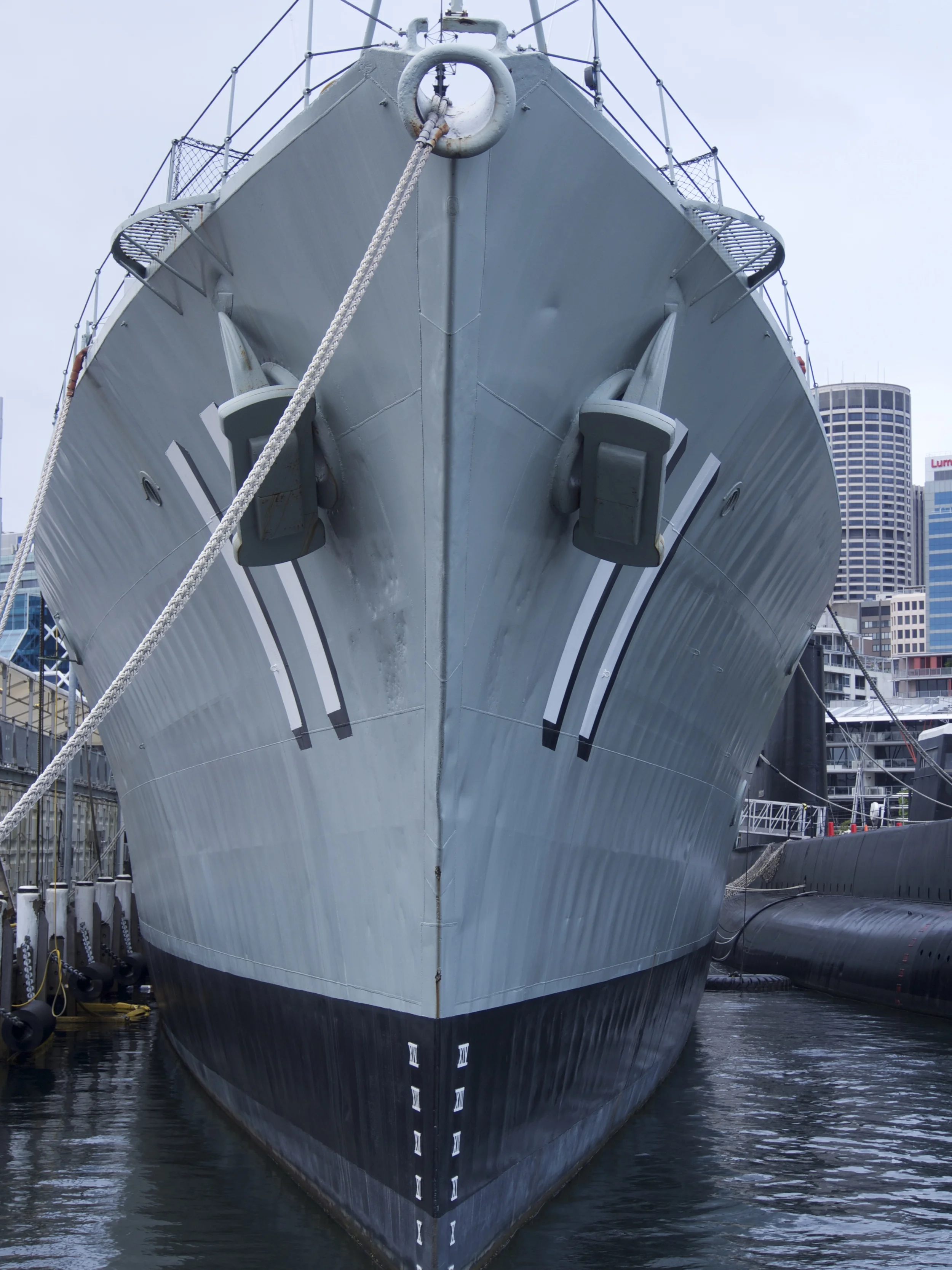 HMAS Vampire