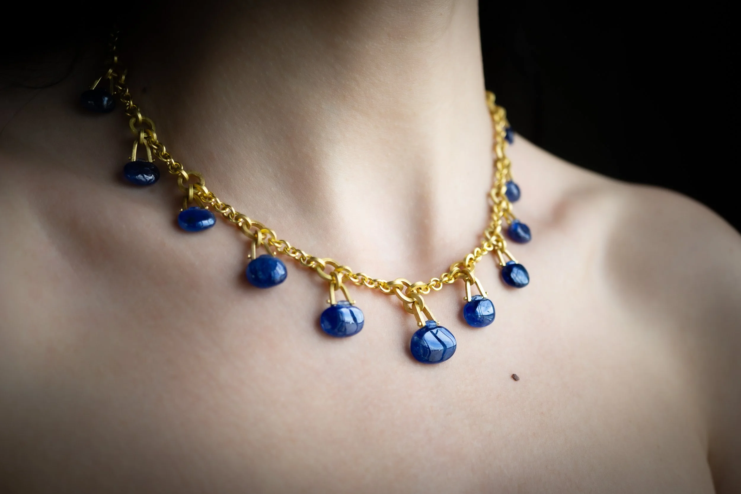 Tabiz Necklace on the bod.