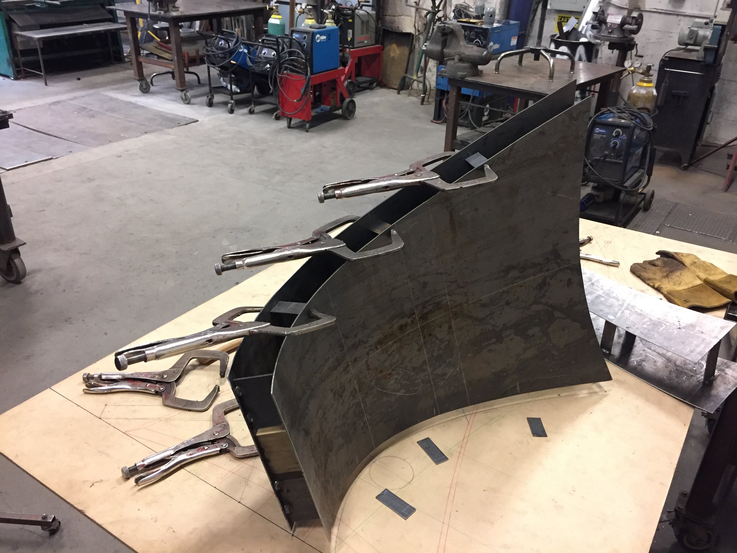Installing gussets