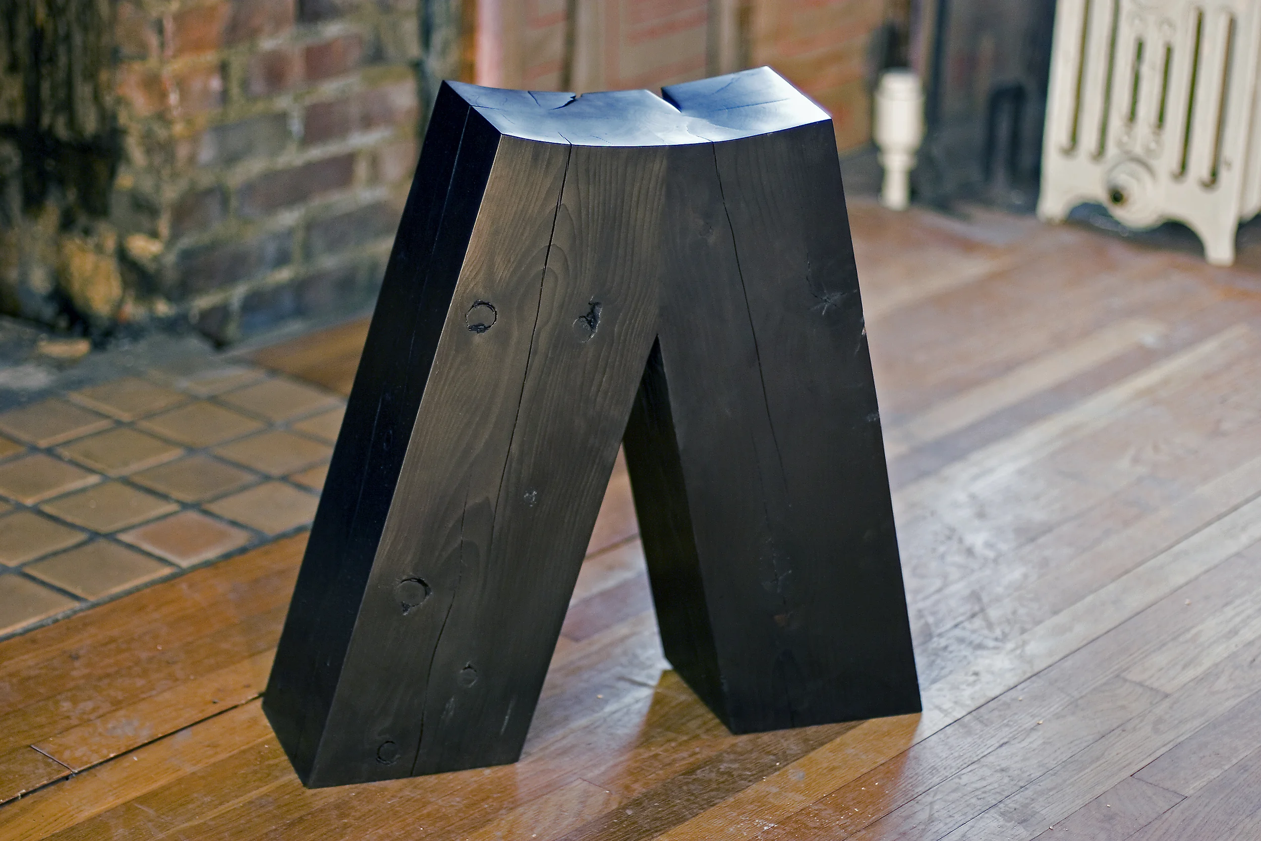 sqsp_pantlegstool_2.jpg
