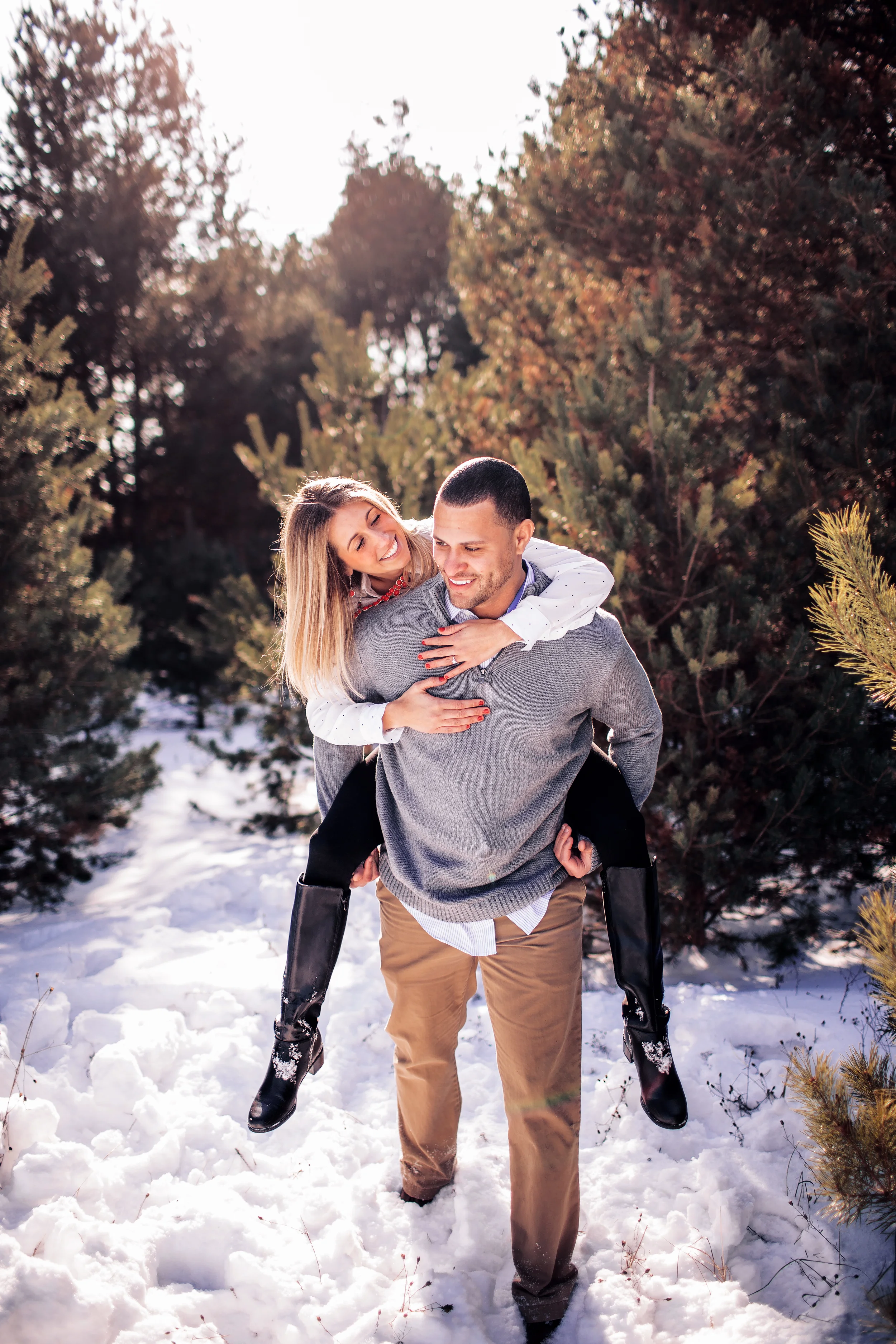 WINTER ENGAGEMENT SESSION CAROL AND JEREMY_11.JPG