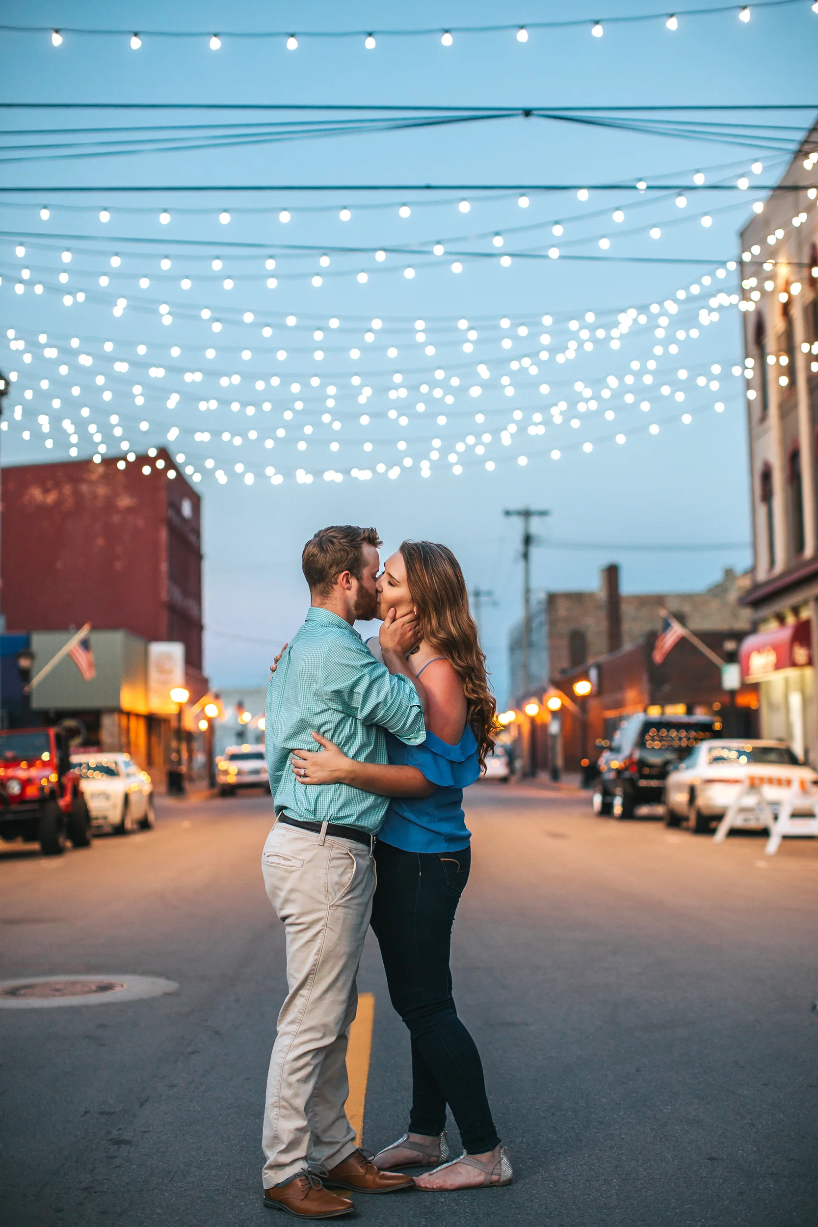 bay_city_downtown_engagement_session_pop_mod_photo_breanna_christopher_59.jpg
