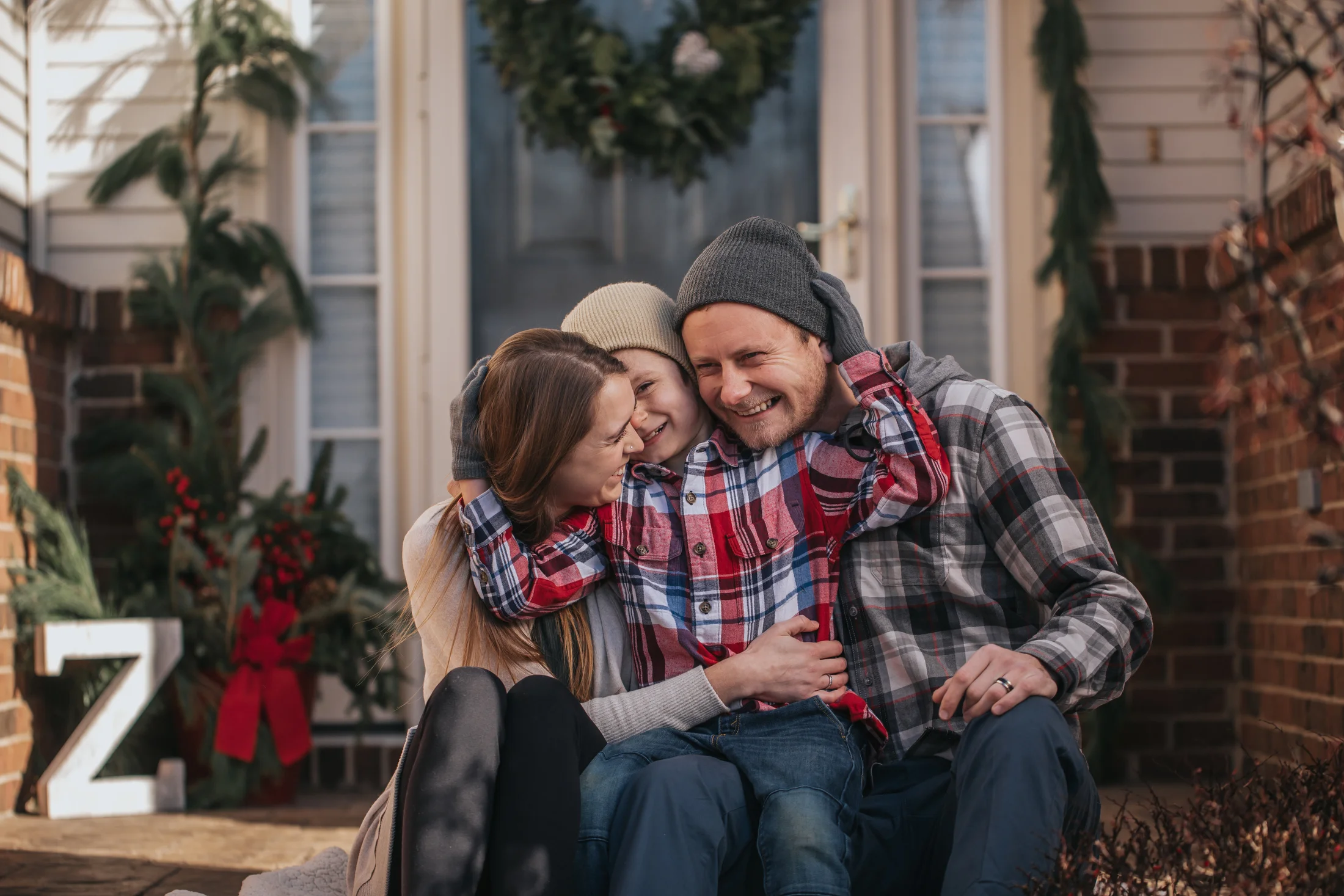  Winter family Holiday session in Oxford, Michigan by Pop Mod Photo photographer Ryan Garza 