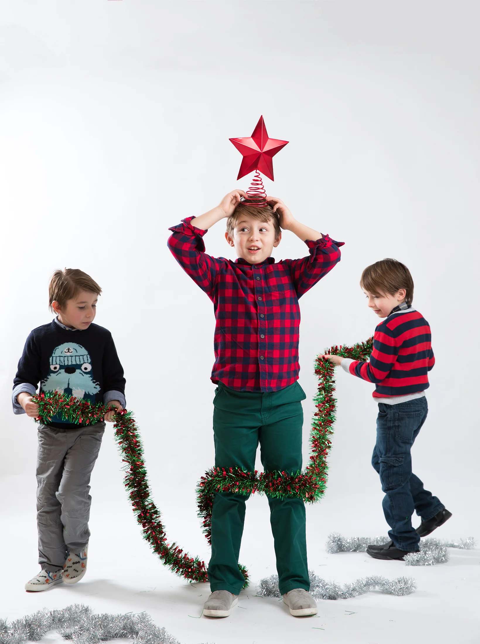 McCormick Family Holiday session at Ferris Wheel building in downtown Flint, Michigan by Pop Mod Photo photographers Ryan Garza and Courtney Simpson