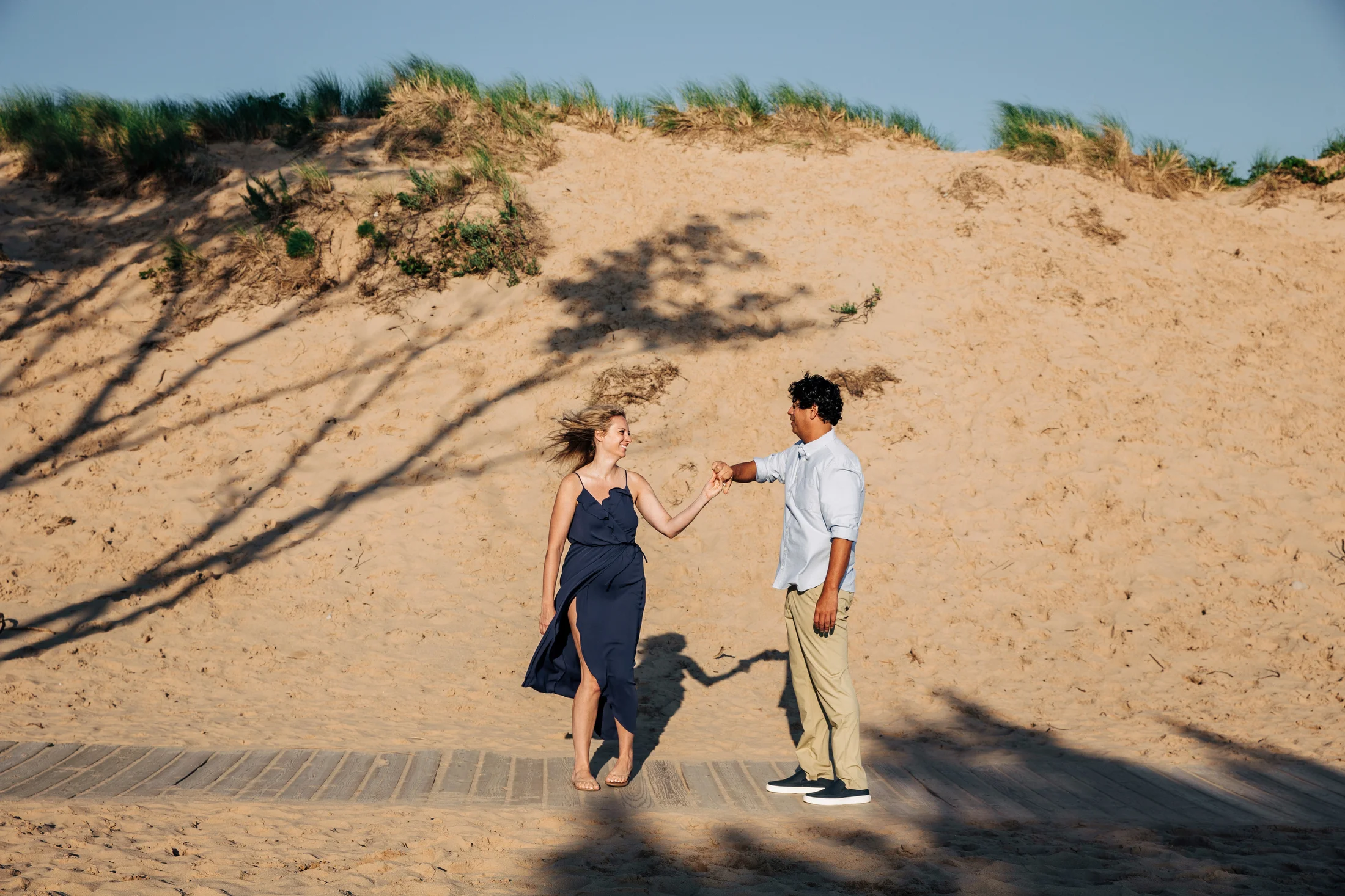 Sleeping_bear_sand_dunes_michigan_summer_engagement_session_pop_mod_photo_04.JPG