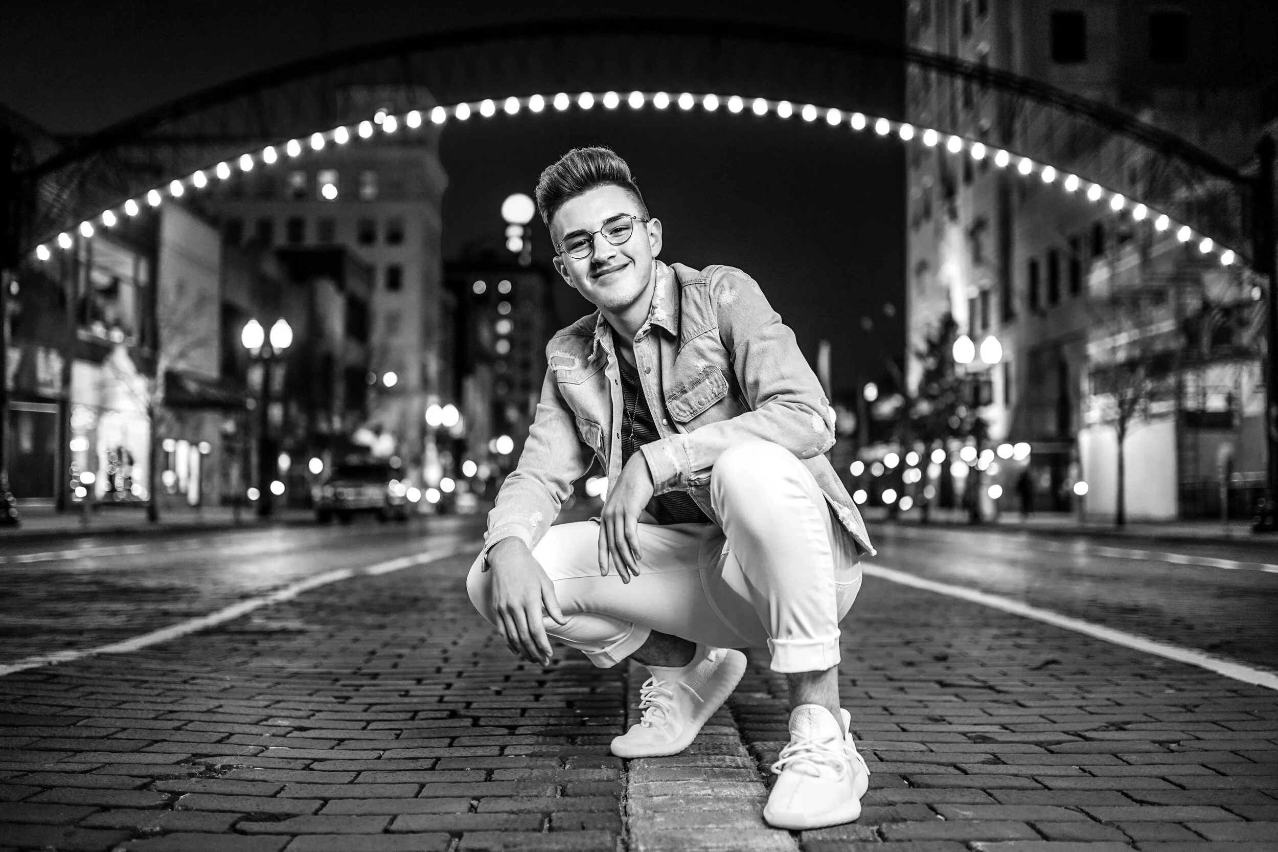  Downtown Flint, Michigan urban senior session by Pop Mod Photo senior photographers Ryan Garza and Courtney Simpson 