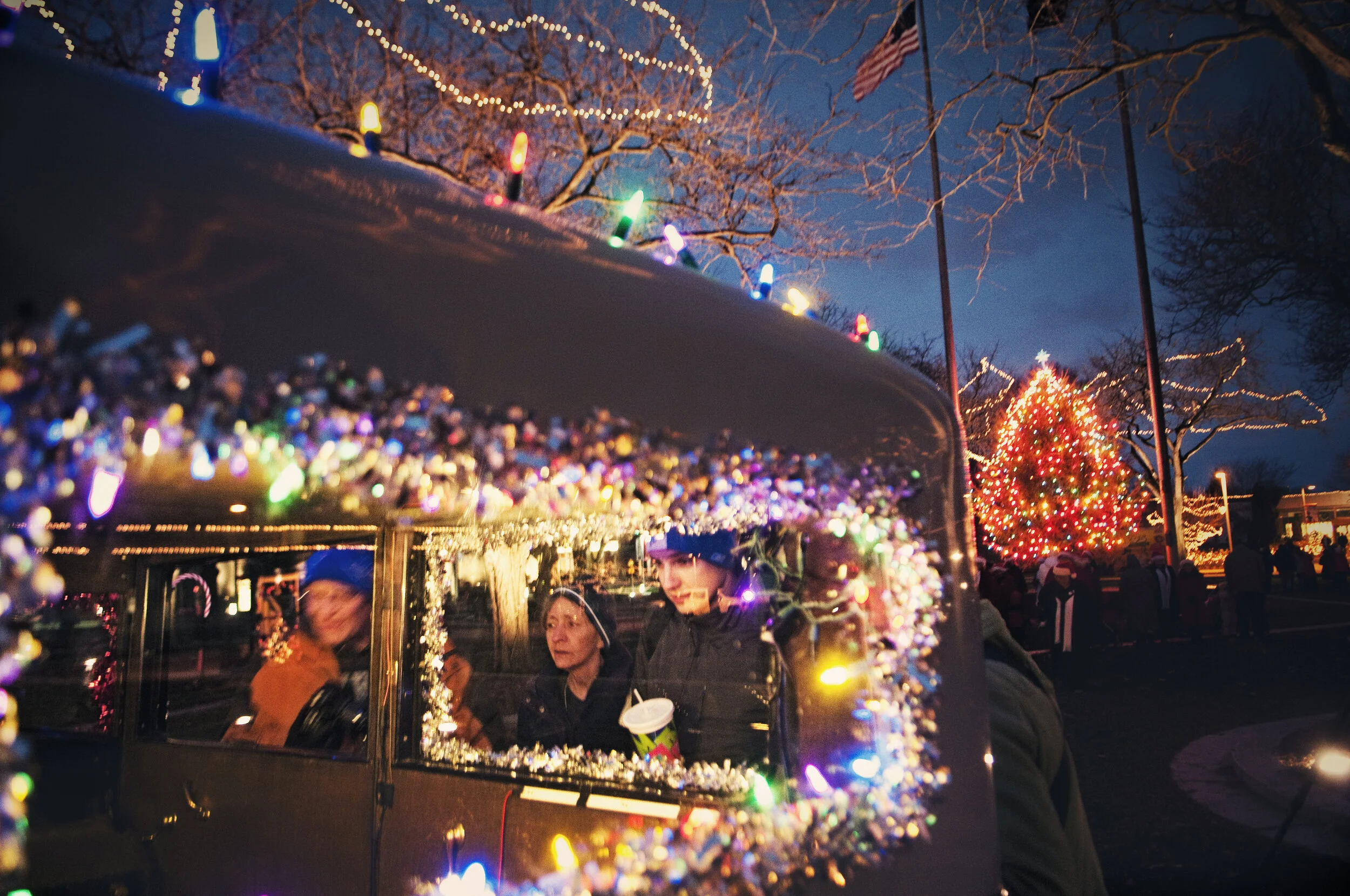  Flint Cultural Center Holiday Walk by Pop Mod Photo photographer Ryan Garza and Courtney Simpson 