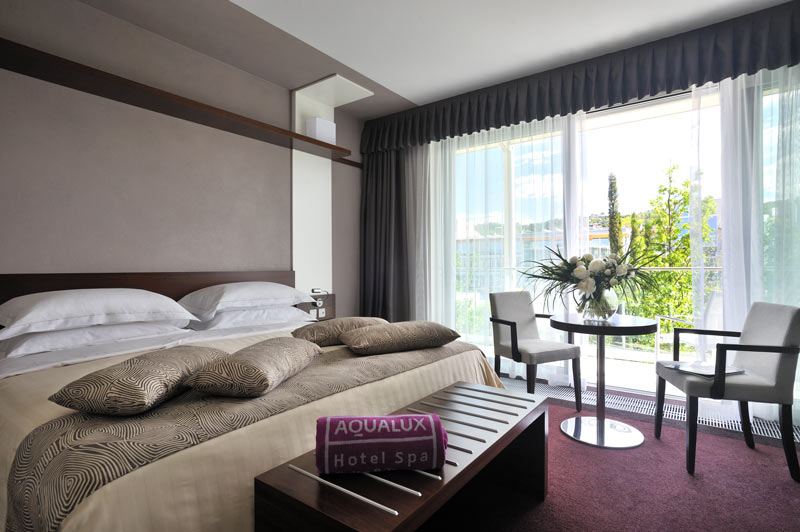 Standard Double Room with Bed and Breakfast