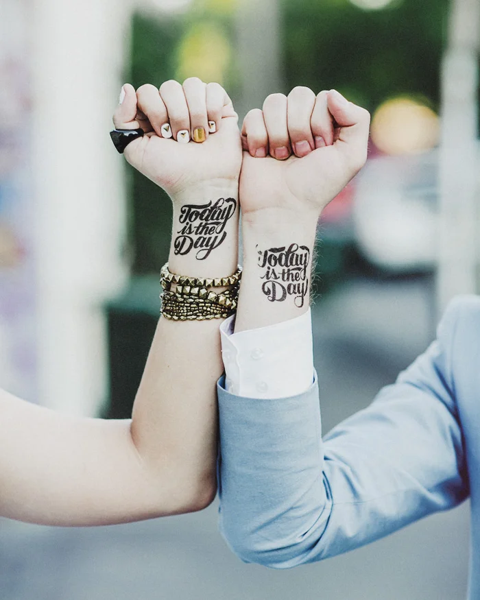 Handz.jpg