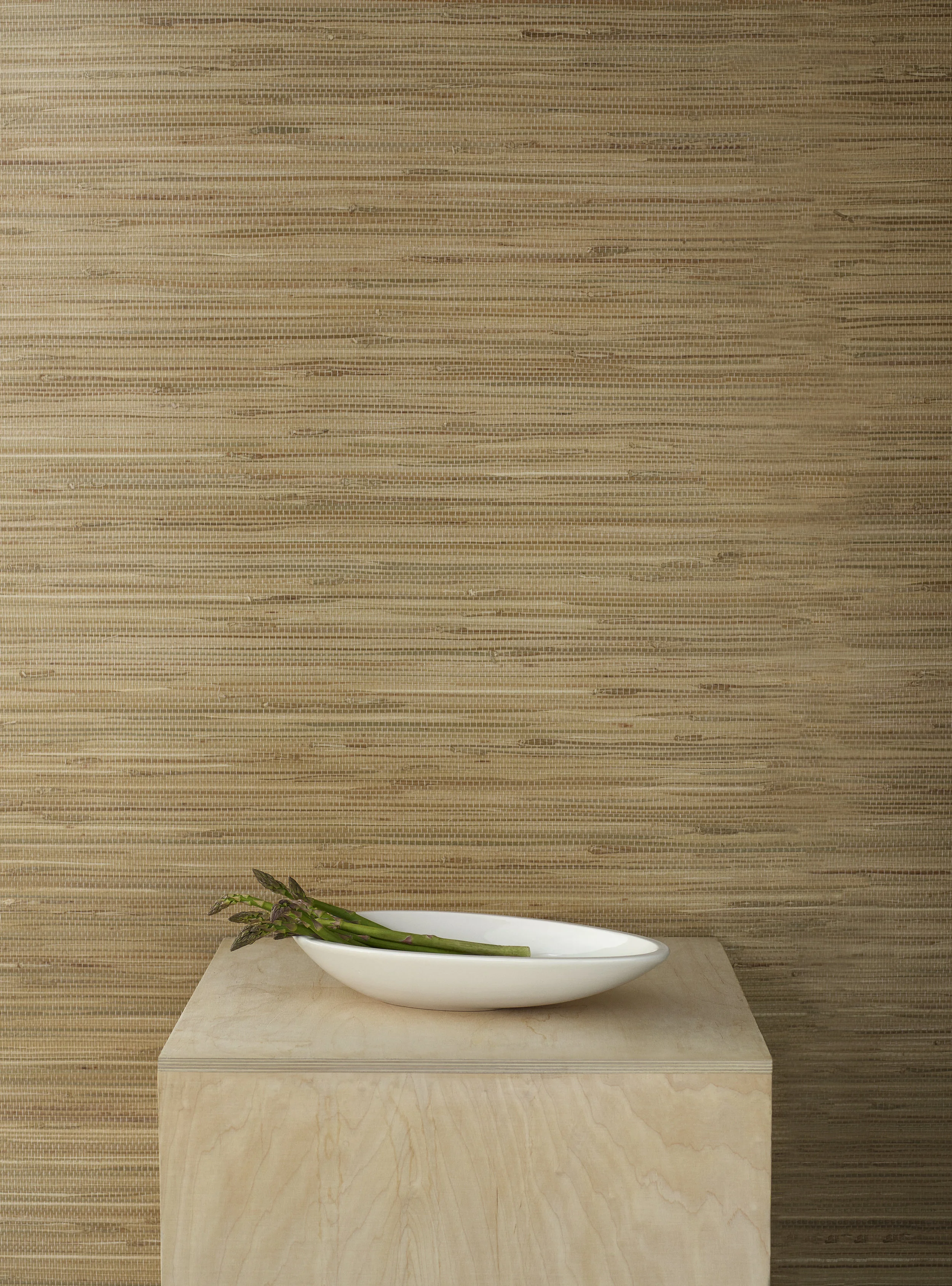 Kokong Platte (35 cm) aus dunkelbraunem bzw. naturweißem Steinzeug, 67.90 EUR