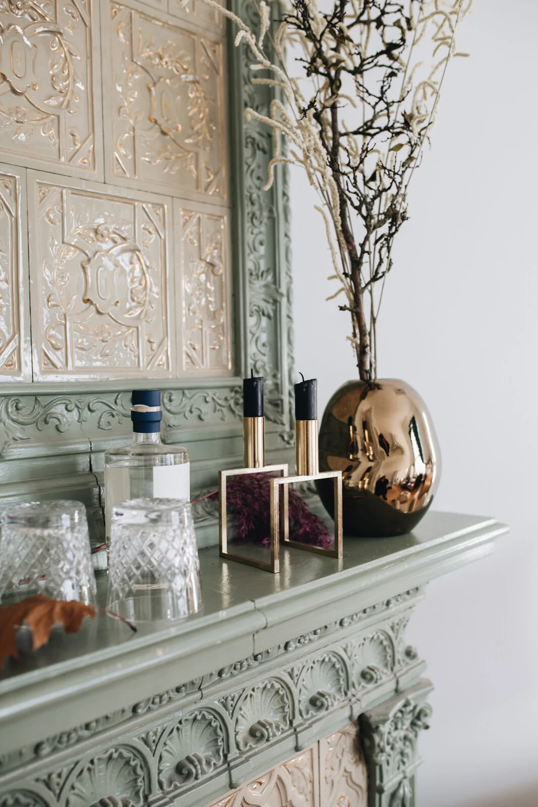 Setz dich – The Tired Man von by Lassen