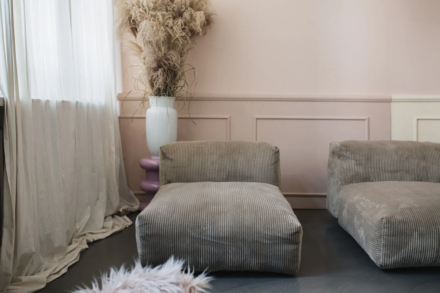 Setz Dich! Neues Modulsofa von vetsak — Herz und Blut Interior