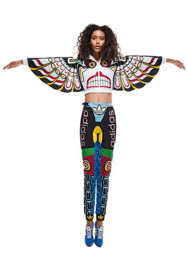 wetheurban :
#FASHION ADIDAS ORIGINALS X JEREMY SCOTT S/S ‘13
Jeremy Scott is clearly having so much fun at a didas Originals ! After the launch of the Totem sneaker last year, Scott choose to also incorporate that aesthetic into the appeal line. The pattern and colors that surround it see placement in the new assortment full equipped with wings and all.
Other pieces are the eight ball patterned pants and blouson, the scottsman with the ruffled bomber, the leopard all over print and the cockpit print sweatpants and sweater. Check out the full collection shooting in the gallery below. These pieces are super dope if we must say so ourselves!
Read More
