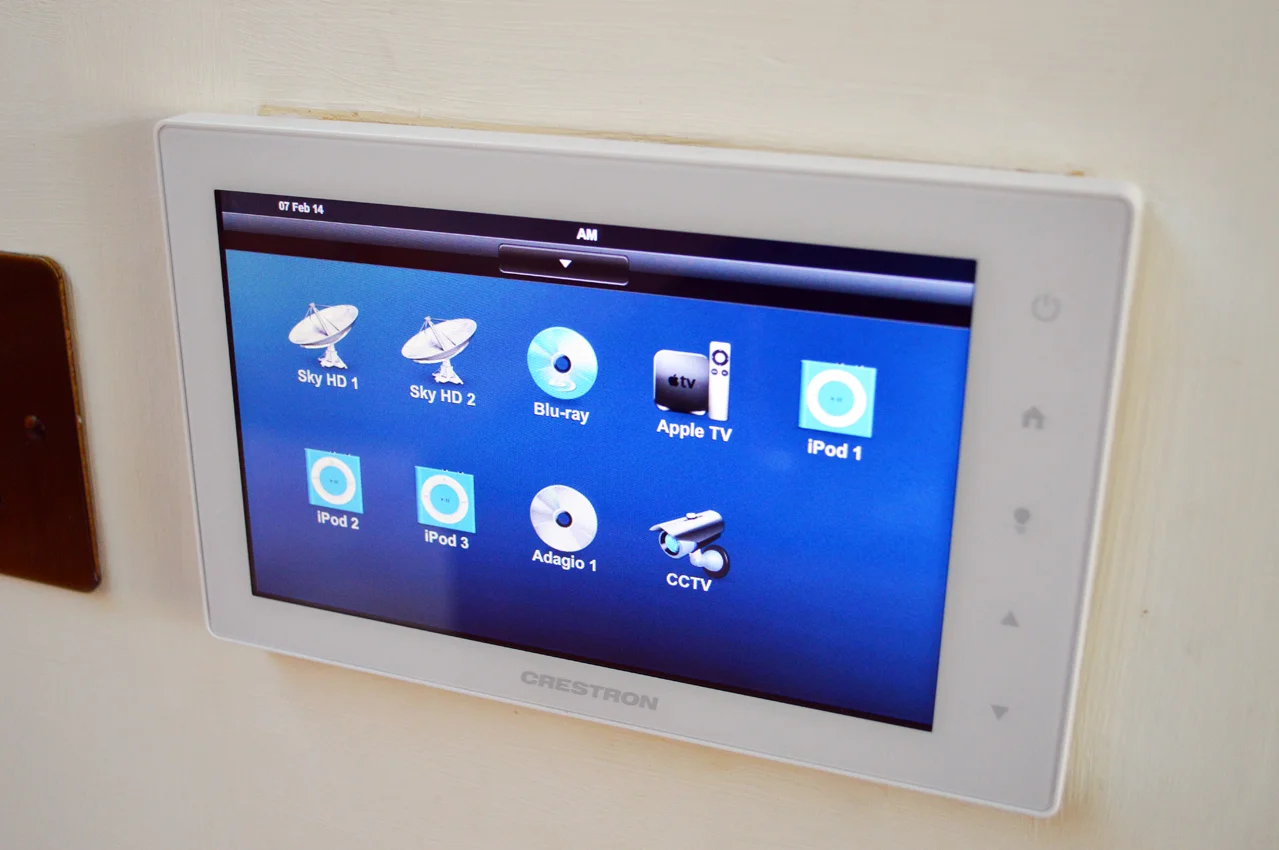 Crestron touchpanelb.jpg