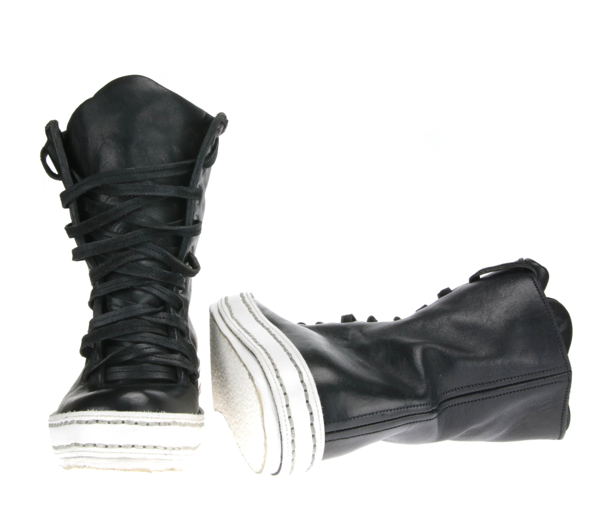 10Holes Black and White front sole.jpg