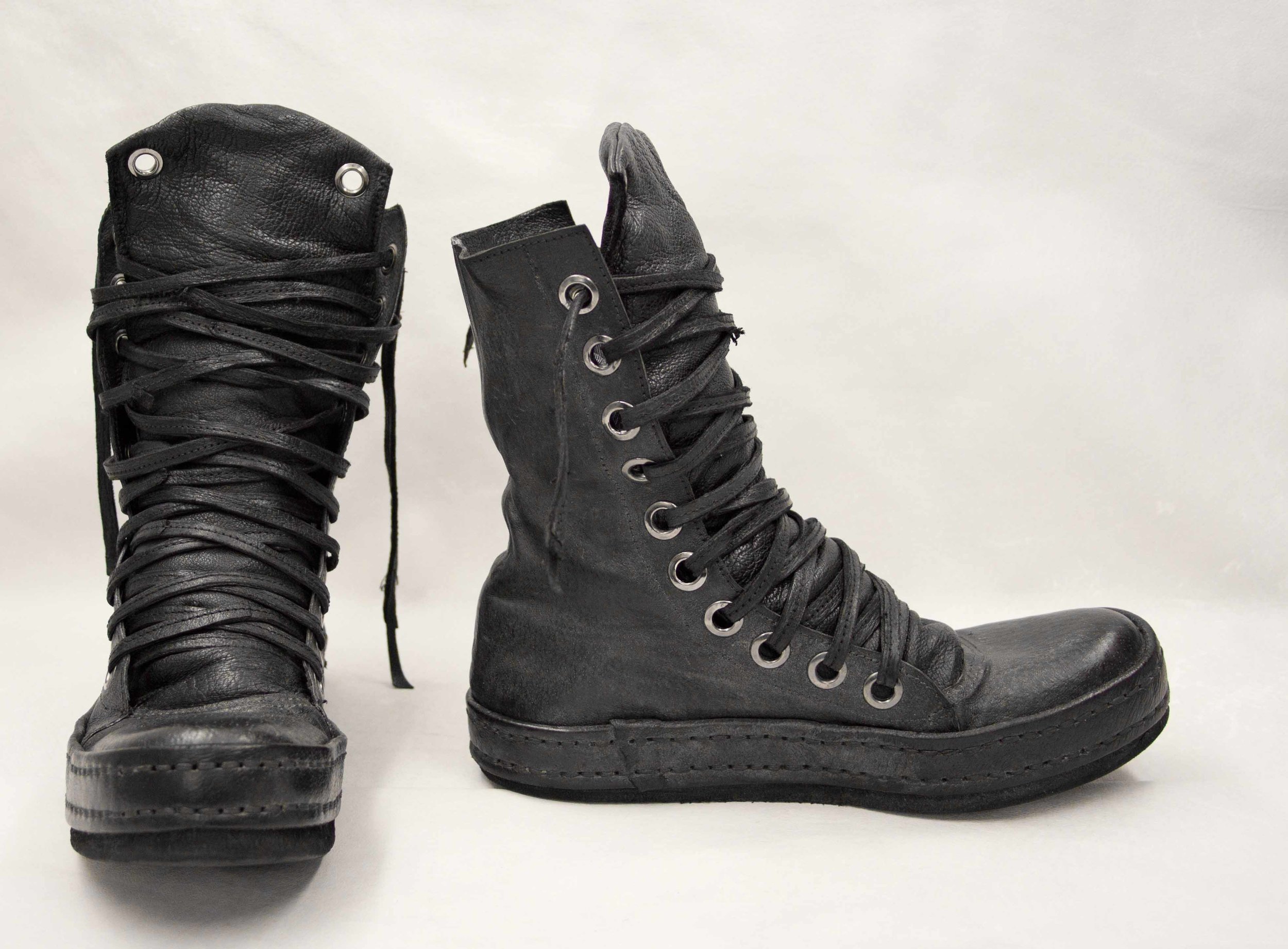 06. Black boots back and side.jpg